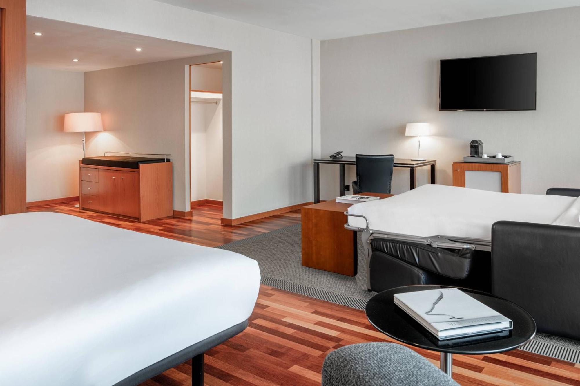 Ac La Rioja By Marriott 4*